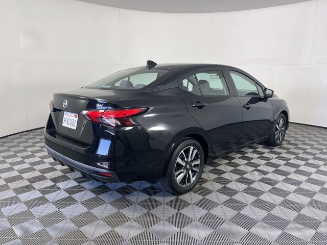 2021 Nissan Versa 1.6 SV photo 4