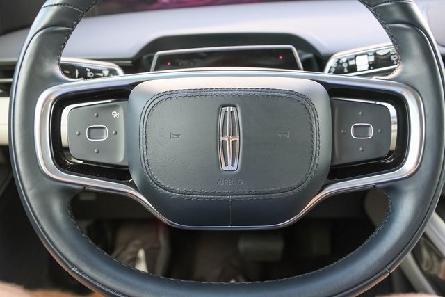 Used 2024 Gray Lincoln Reserve image 29