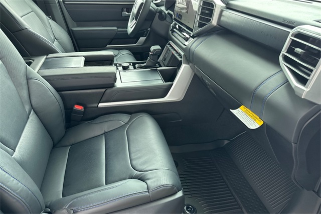 2025 Toyota Sequoia Platinum photo 18