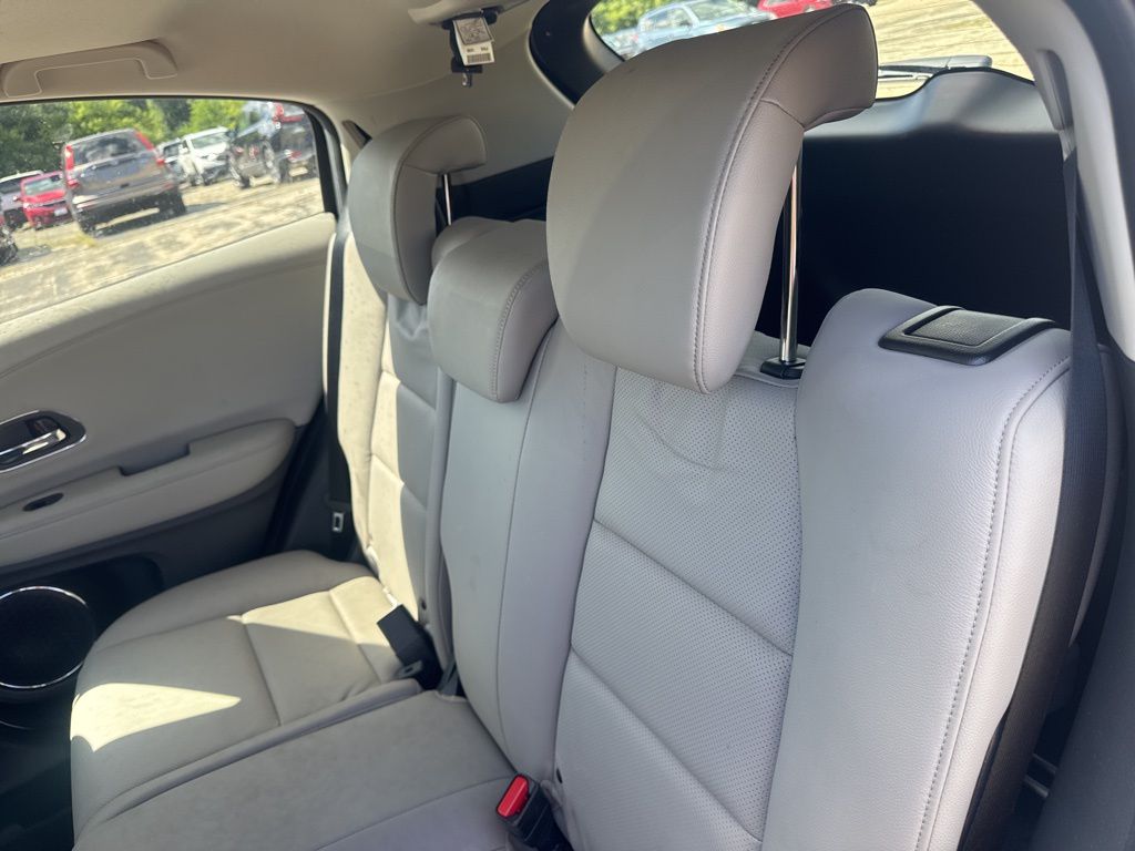 2022 Honda HR-V EX-L photo 14