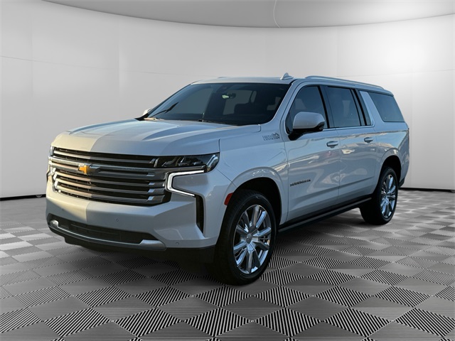 2021 Chevrolet Suburban High Country's photo