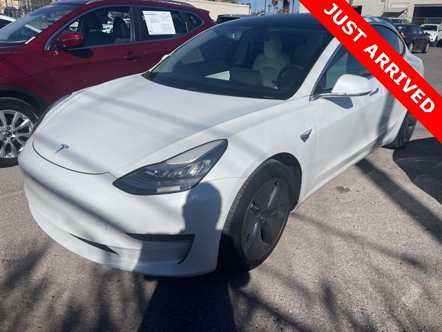 2020 Tesla Model 3 Standard Range Plus photo 2