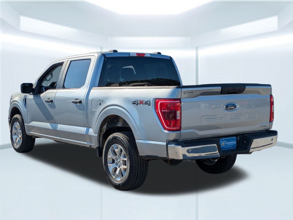 2023 Ford F-150 XLT photo 3