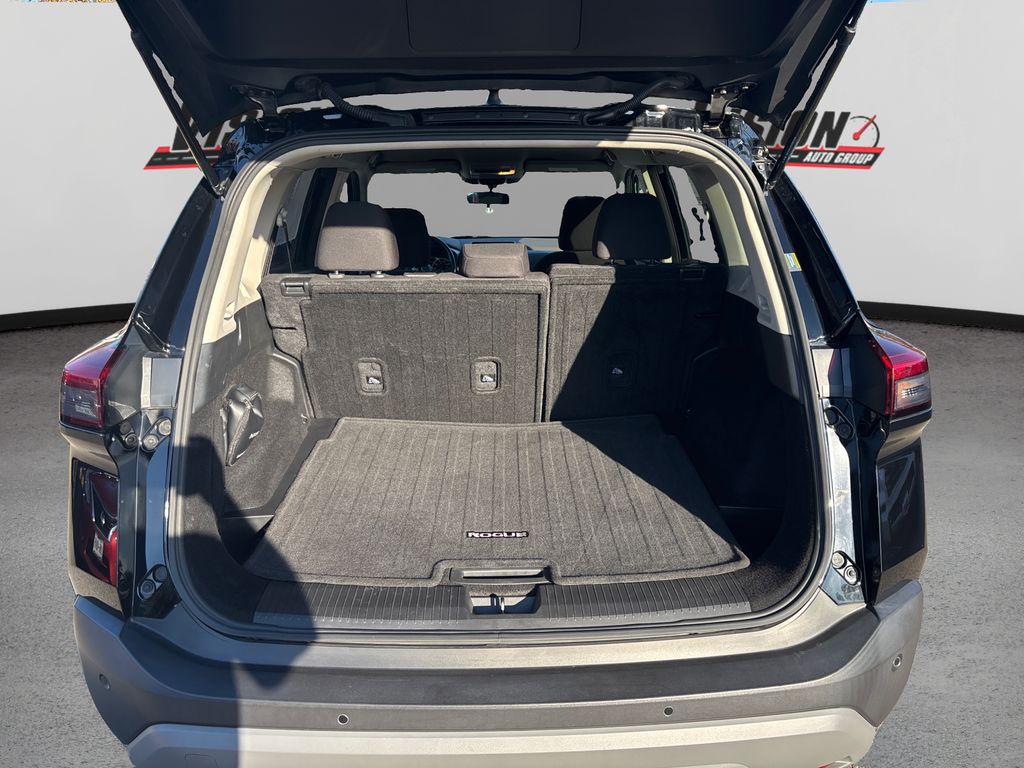 2023 Nissan Rogue S photo 10