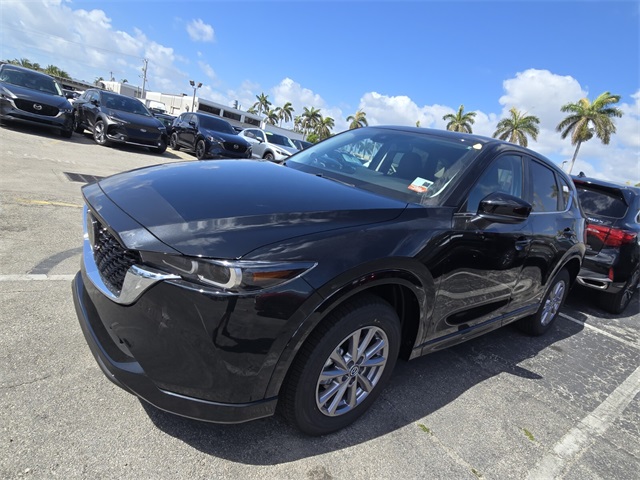 2025 Mazda CX-5 2.5 S Preferred photo 4