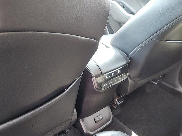 2024 Toyota Highlander XLE photo 23