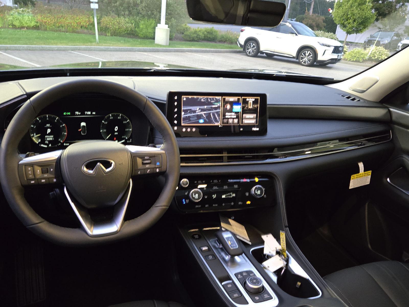 2026 Infiniti QX60 Luxe photo 9