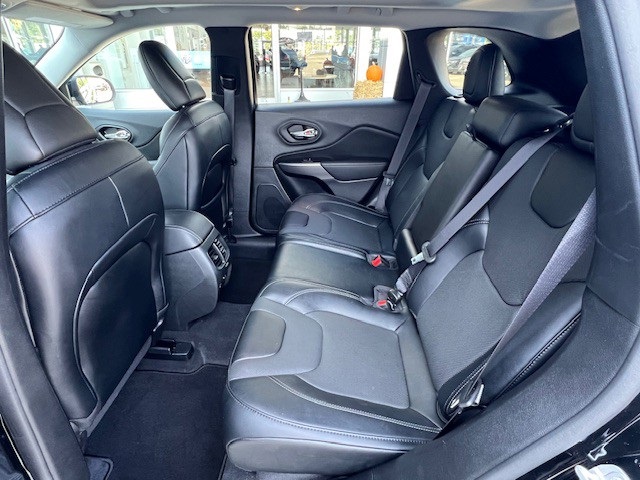 2022 Jeep Cherokee Limited photo 10