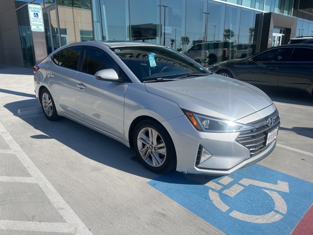 2019 Hyundai Elantra Value Edition photo 3