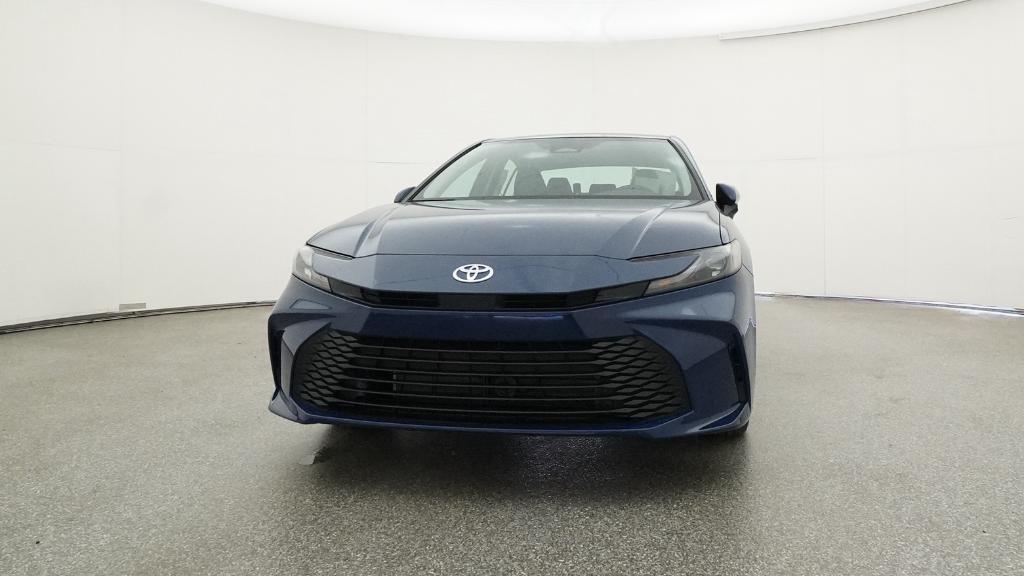 2026 Toyota Camry LE photo 3