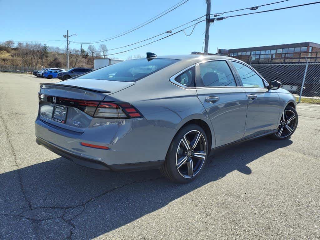 2025 Honda Accord Sport photo 3