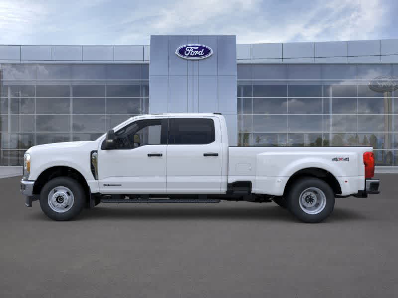 2025 Ford F-350 XL photo 3