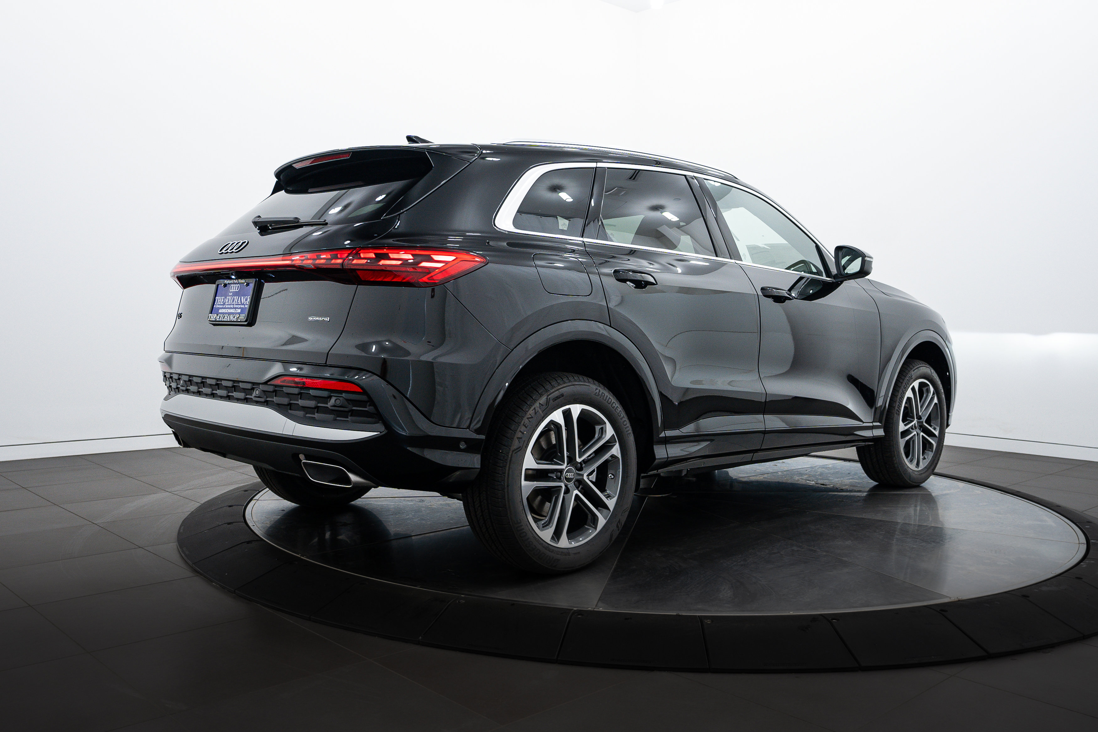 2025 Audi Q5 Premium photo 4