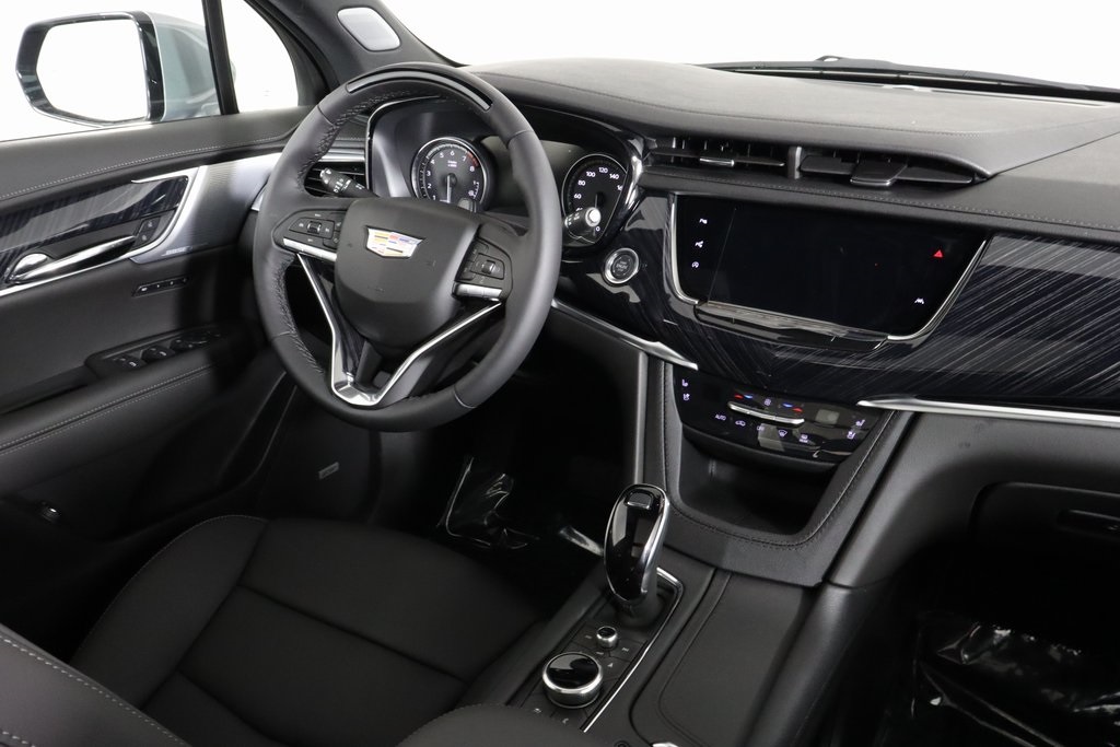 New 2024 Cadillac XT6 Premium Luxury 4D Sport Utility in Champaign C4218 Sullivan•Parkhill