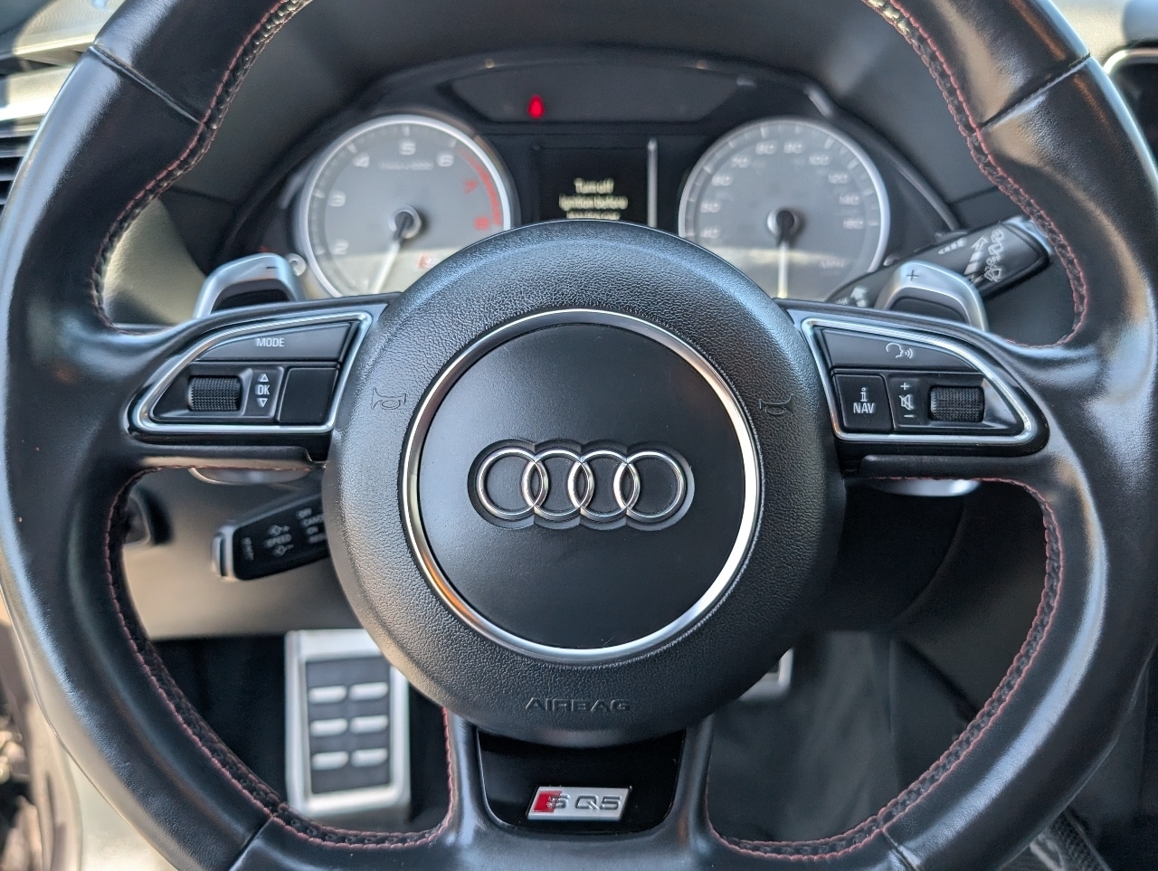 2014 Audi SQ5 Prestige photo 11