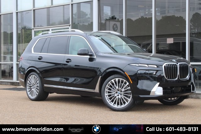 2026 BMW X7 40i's photo