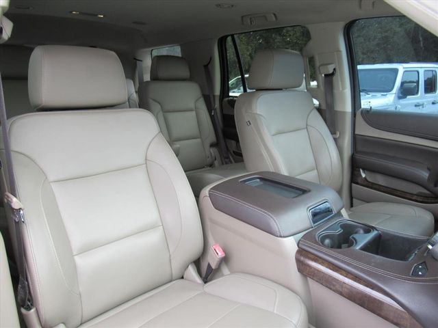 2017 Chevrolet Tahoe LT photo 7