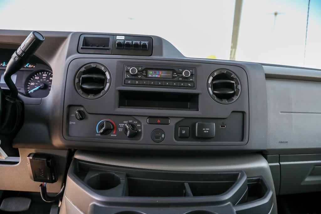 2025 Ford E-350 Base photo 34