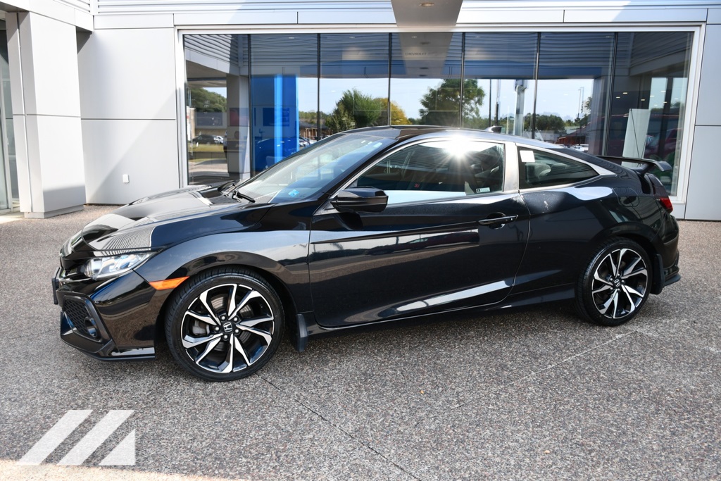 2018 Honda Civic Si photo 2