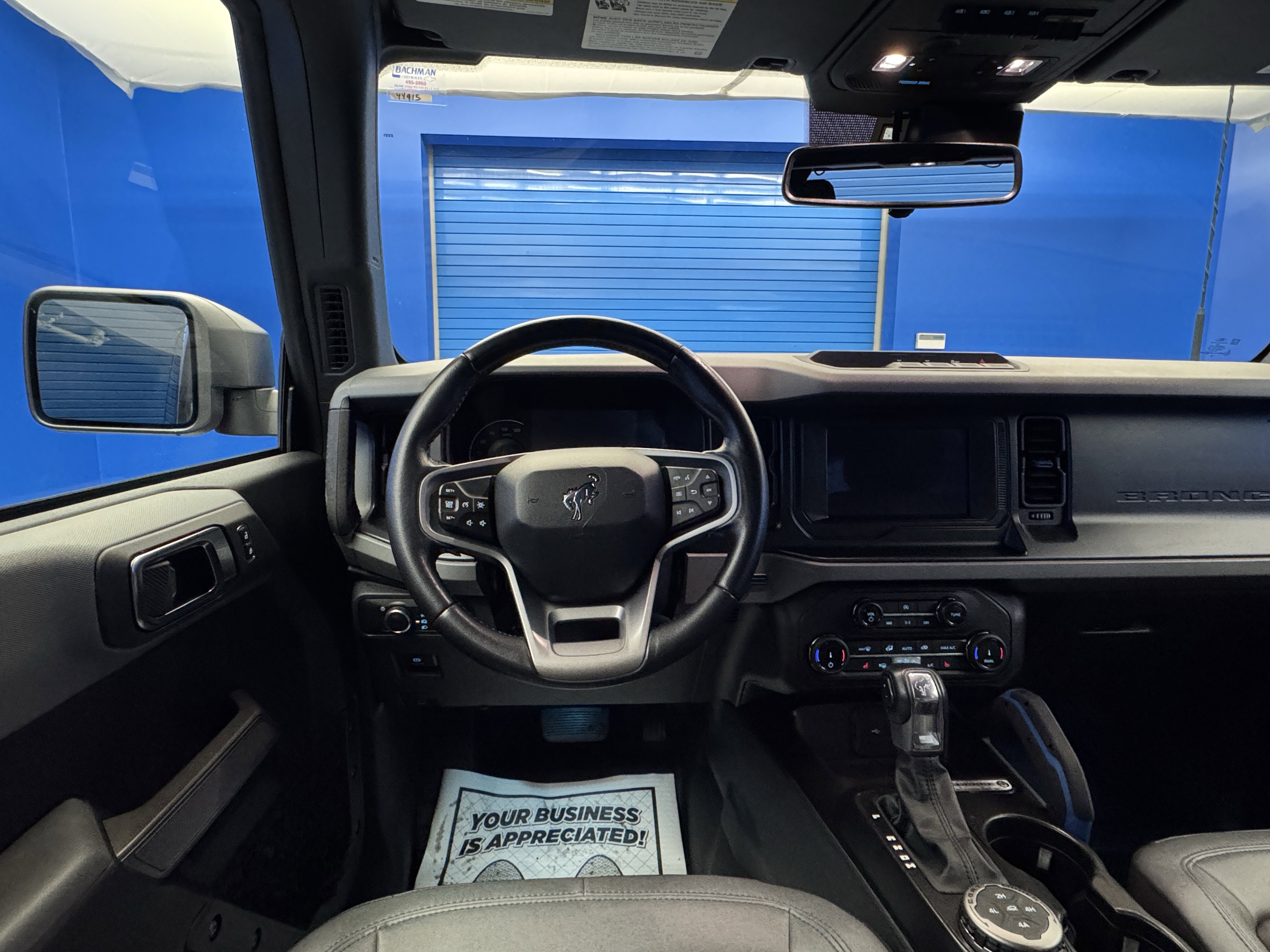 2022 Ford Bronco Black Diamond photo 4