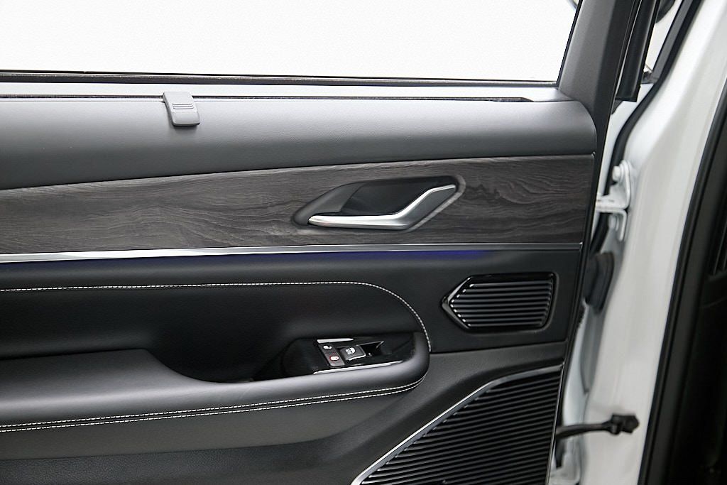 2022 JEEP GRAND CHEROKEE L - Image 24