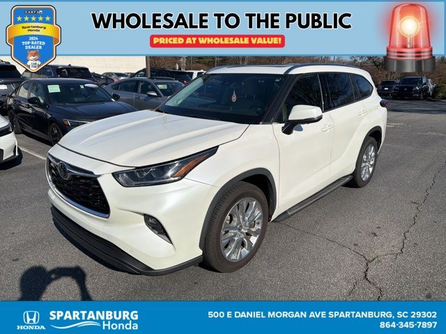 2020 Toyota Highlander Limited's photo