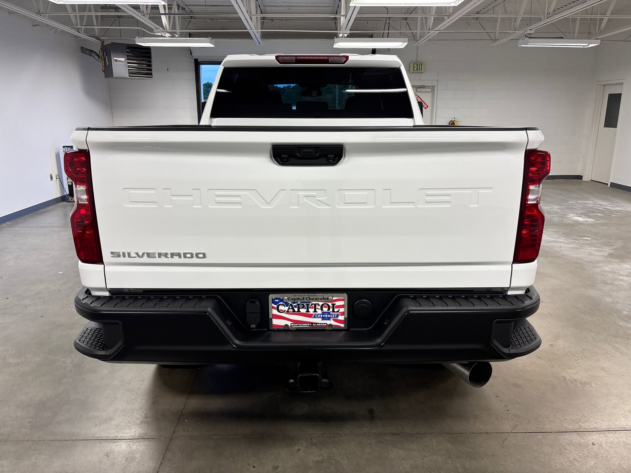 2025 Chevrolet Silverado 3500HD photo 5