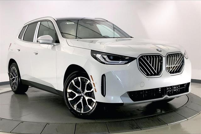 2026 BMW X3 30's photo