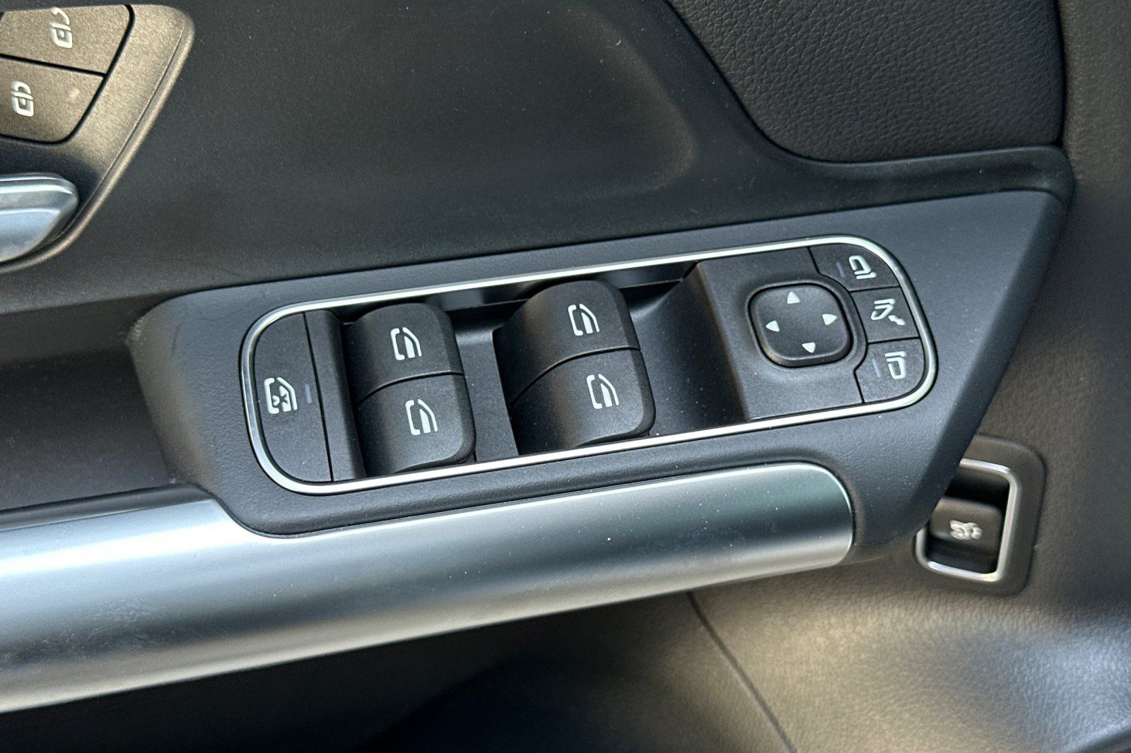2026 Mercedes Benz GLA 250 photo 20