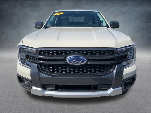 2025 Ford Ranger XLT photo 2