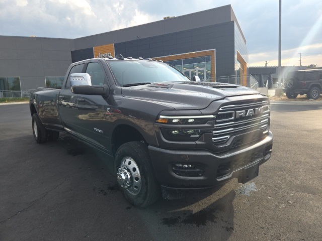 2026 Ram 3500 Laramie photo 2