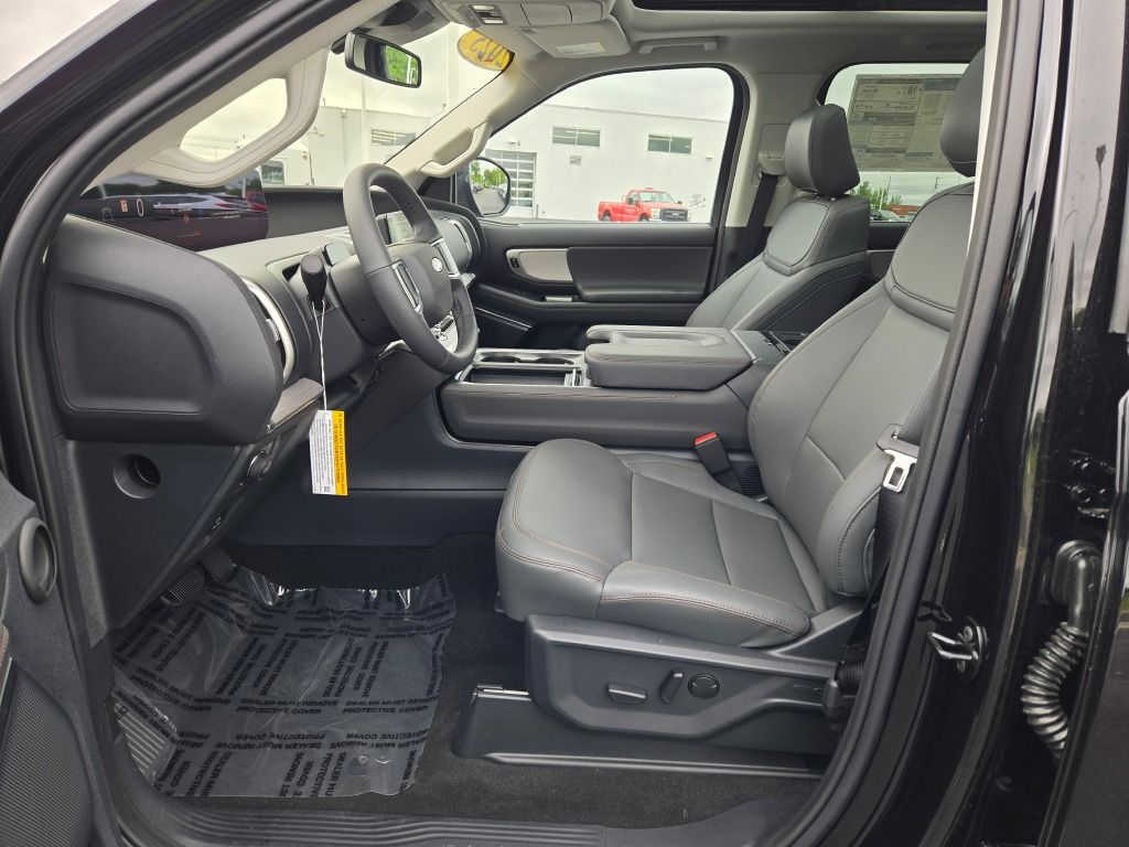 2025 Ford Expedition photo 22
