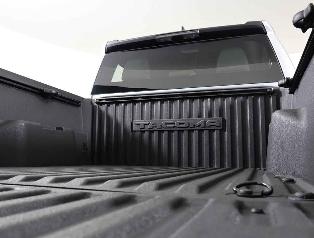 2024 Toyota Tacoma SR5 photo 16