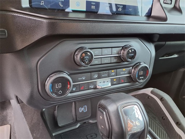 2021 Ford Bronco First Edition photo 10