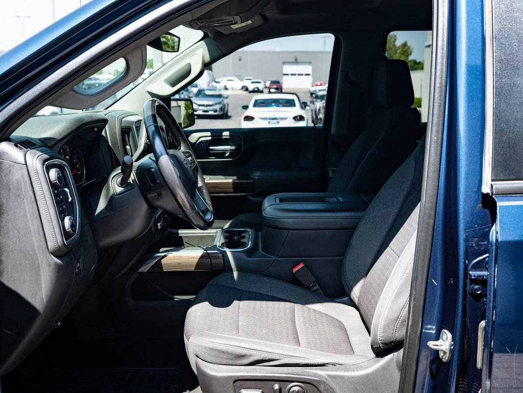 2021 Chevrolet Silverado 1500 RST photo 19