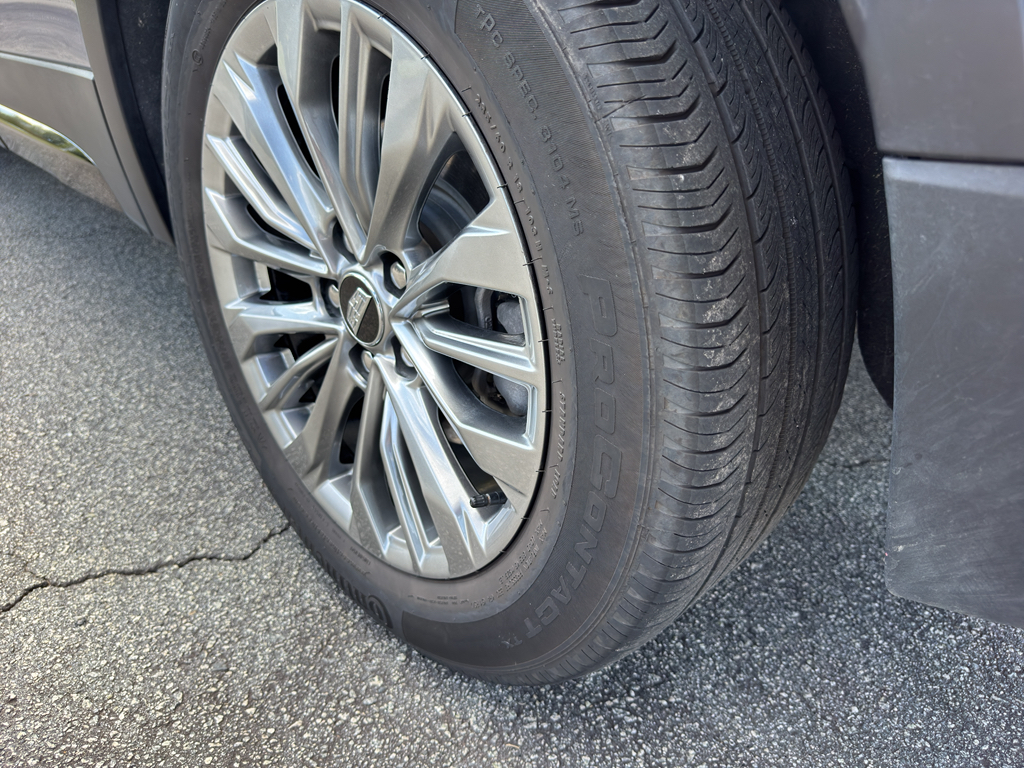 2025 Cadillac XT4 Premium Luxury photo 7