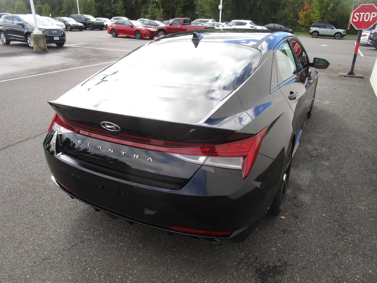 2023 Hyundai Elantra N Line photo 4