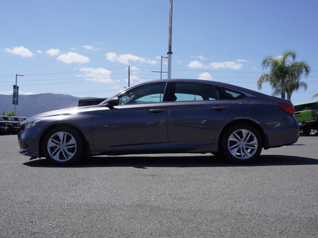 2019 Honda Accord LX photo 5