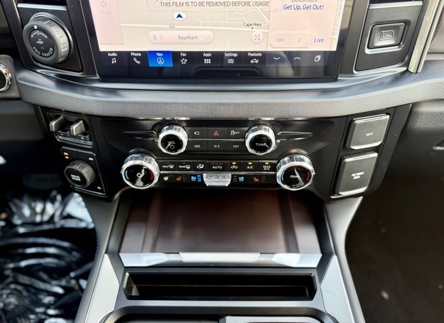 2026 Ford F-250 Platinum photo 26
