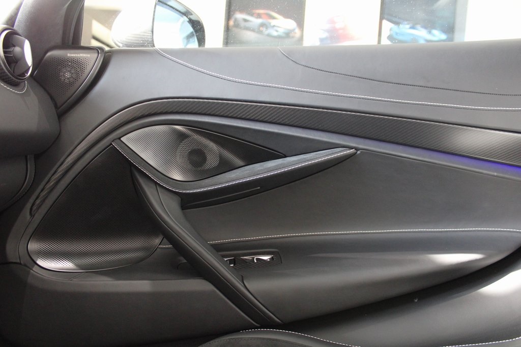 2025 Mclaren 750S Coupe photo 40