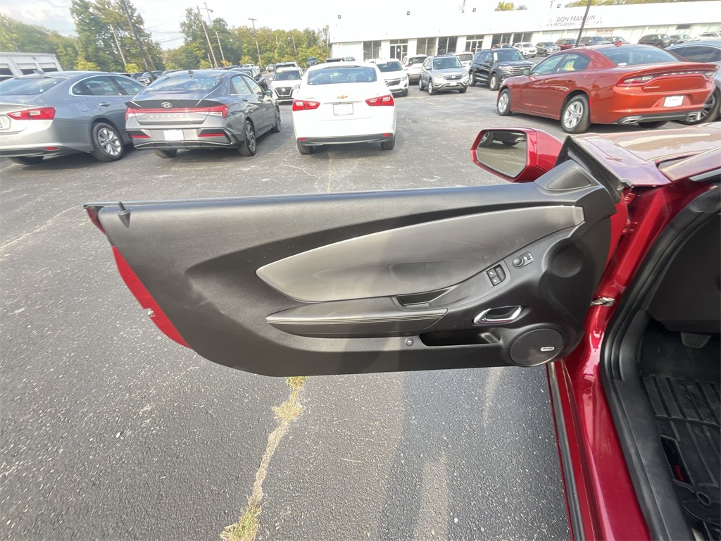 2010 Chevrolet Camaro 2LT photo 13