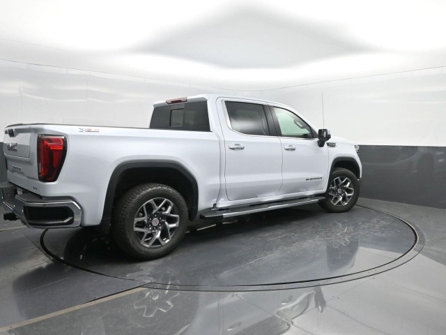 2026 GMC Sierra 1500 SLT's photo