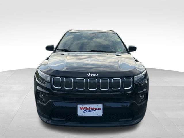 2022 Jeep Compass Latitude Lux photo 8