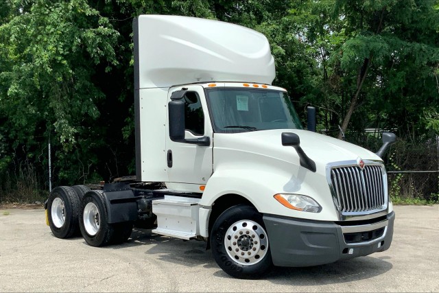 Pre-Owned 2020 International LT625 6x4 Day Cab