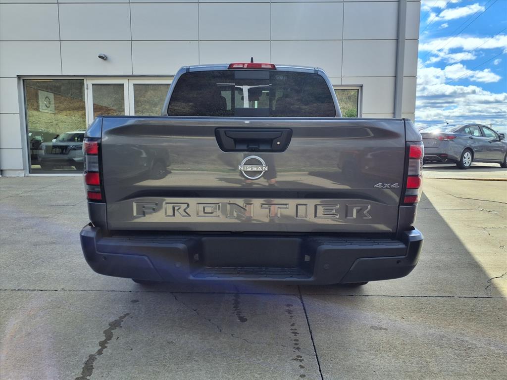 2026 Nissan Frontier S photo 4