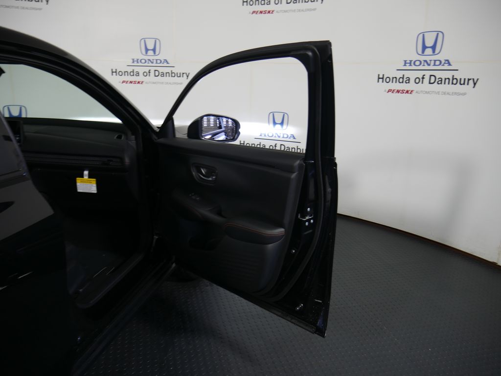 2026 Honda HR-V Sport photo 5