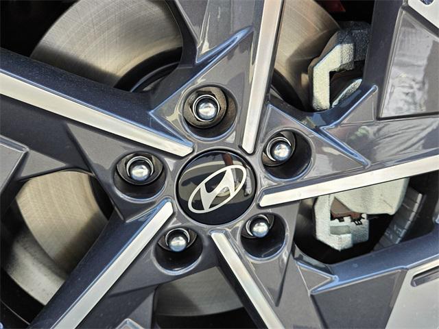 2026 Hyundai Tucson SEL photo 18