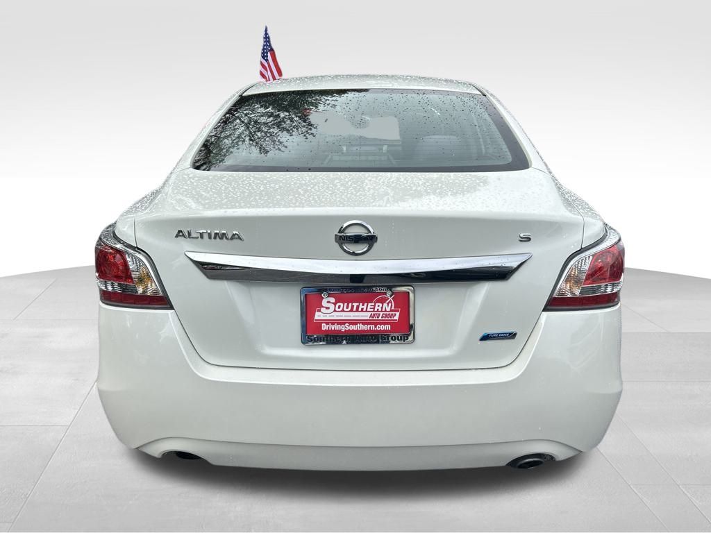 2014 Nissan Altima 2.5 S photo 3