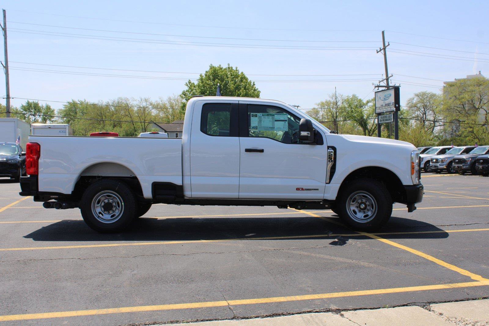2023 Ford F-250 XL photo 6