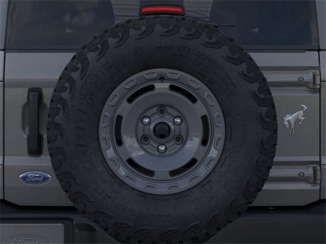2025 Ford Bronco Base photo 9